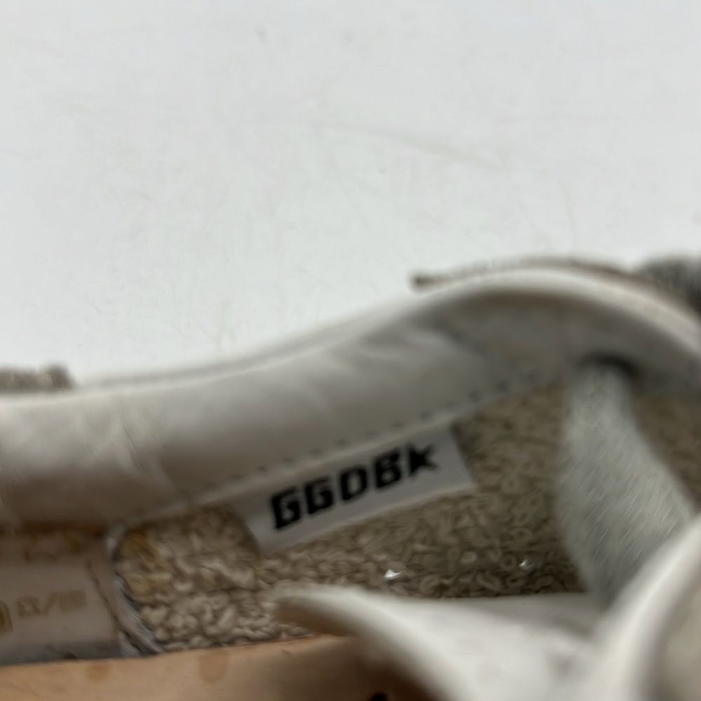 Golden Goose SuperStar Kids White Leather Sneakers - Picture 13 of 13